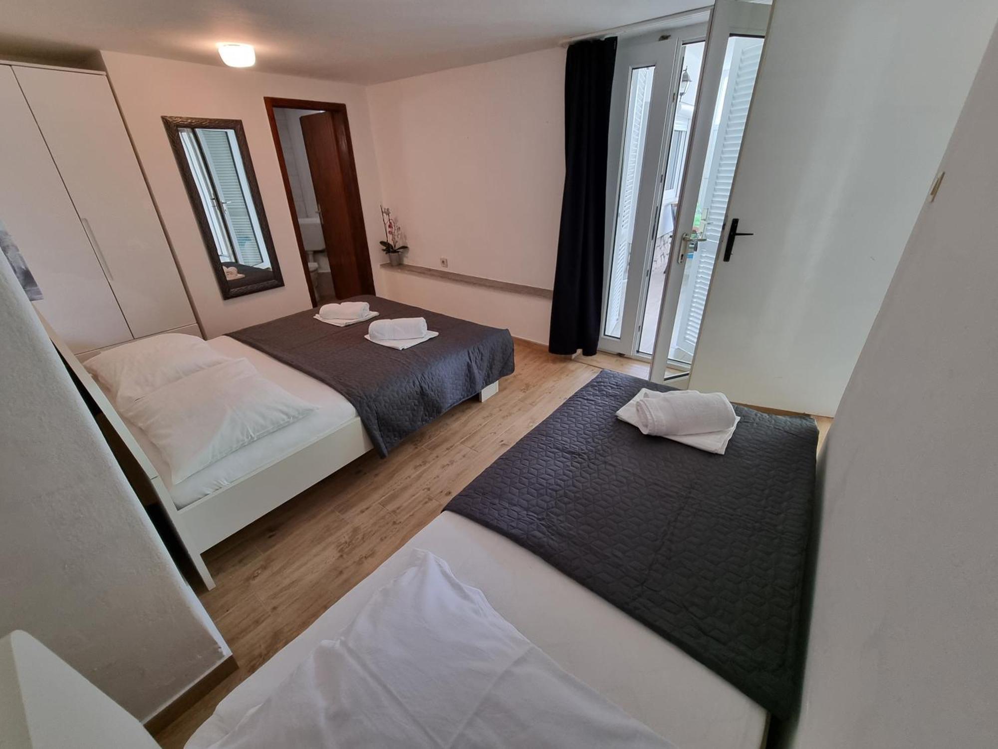 Apartments Niko Dramalj Luaran gambar