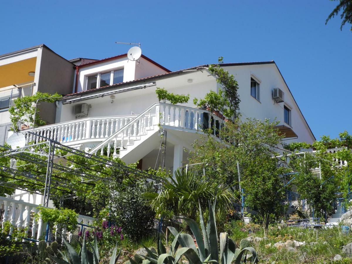 Apartments Niko Dramalj Luaran gambar