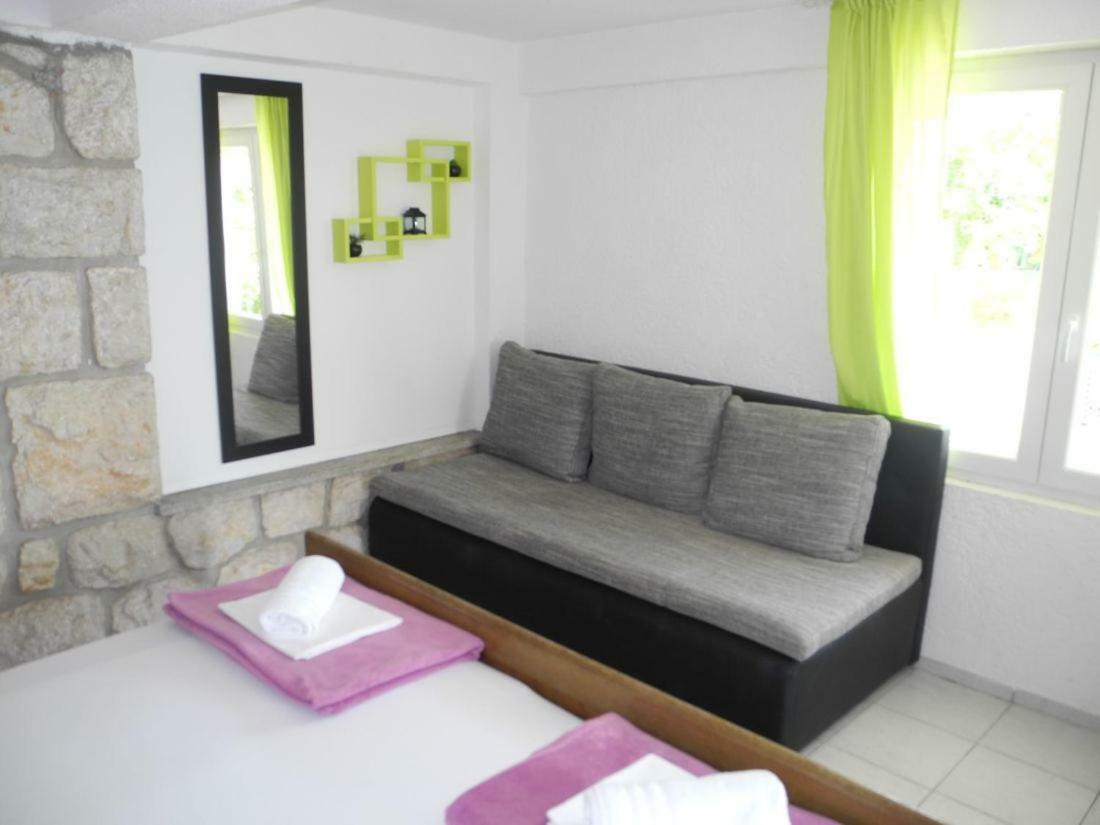 Apartments Niko Dramalj Luaran gambar